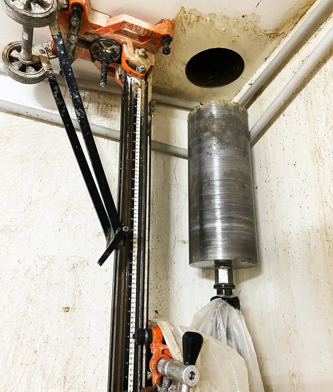 سعر تخريم مدخنة سخان الغاز بدرجة عالية| دريل ماكس 01070046660 2 صنايعي كور في 6 اكتوبر