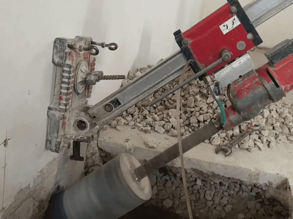 تخريم مائل في جدار خرساني 1024x764 1